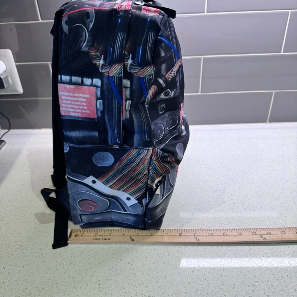 Kids / teen Graphic Print Backpack NWOT - Picture 7 of 16